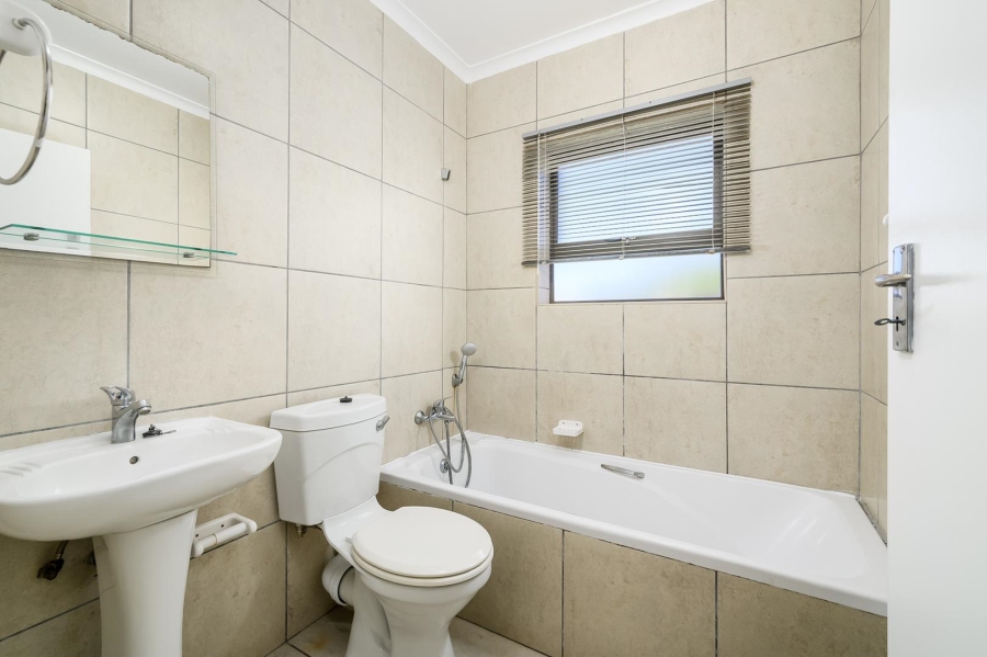 3 Bedroom Property for Sale in Humewood Eastern Cape